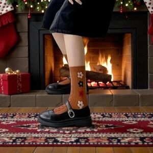 ANTHROPOLOGIE 2 PAIRS  TEXTURED FLOWER POWER SOCKS